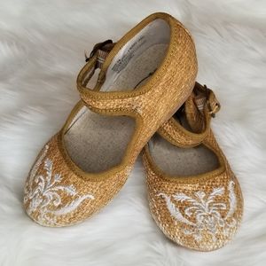 Joyfolie Mary Jane shoes in cream